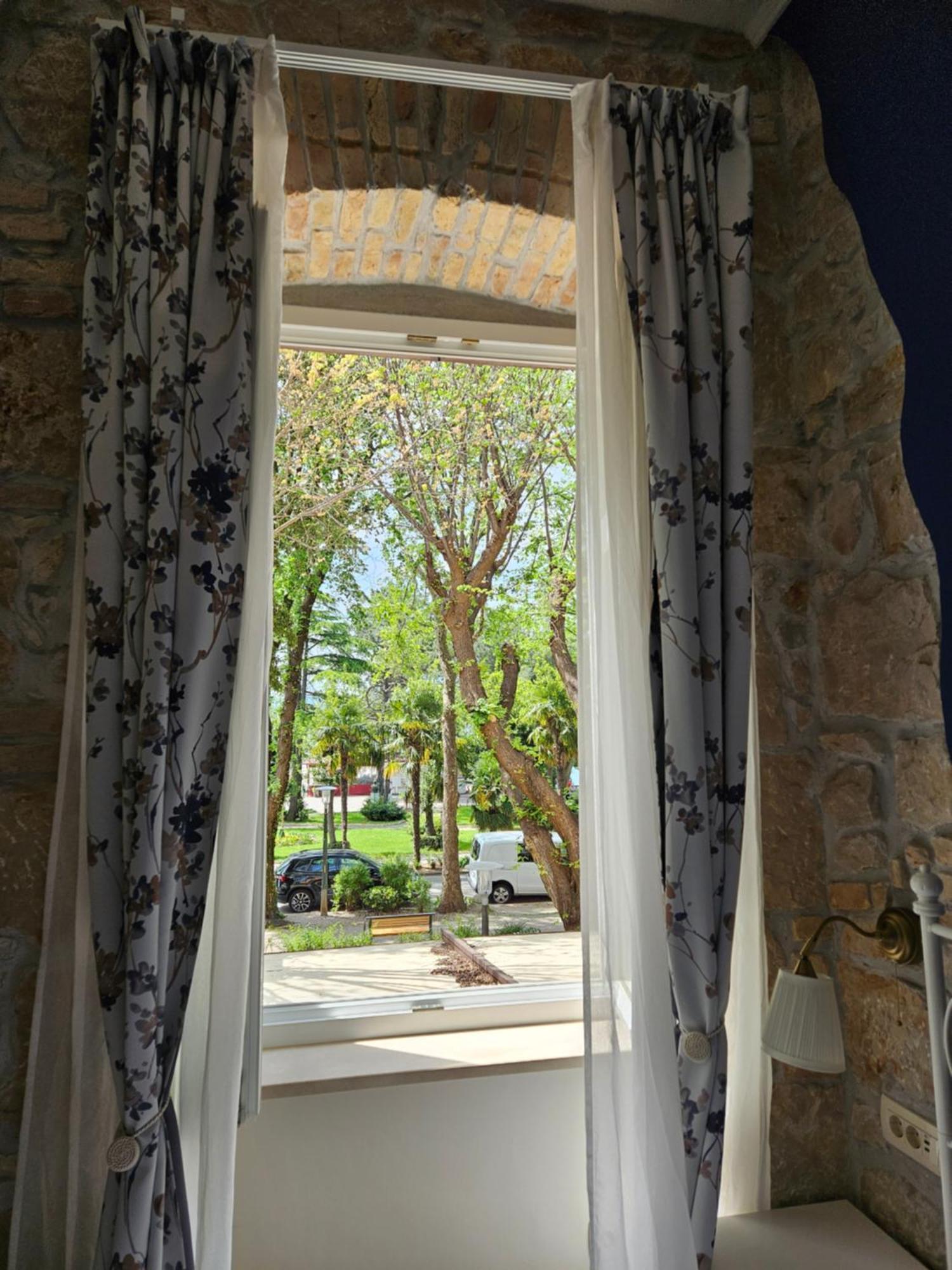 Photel Apartments Crikvenica Extérieur photo